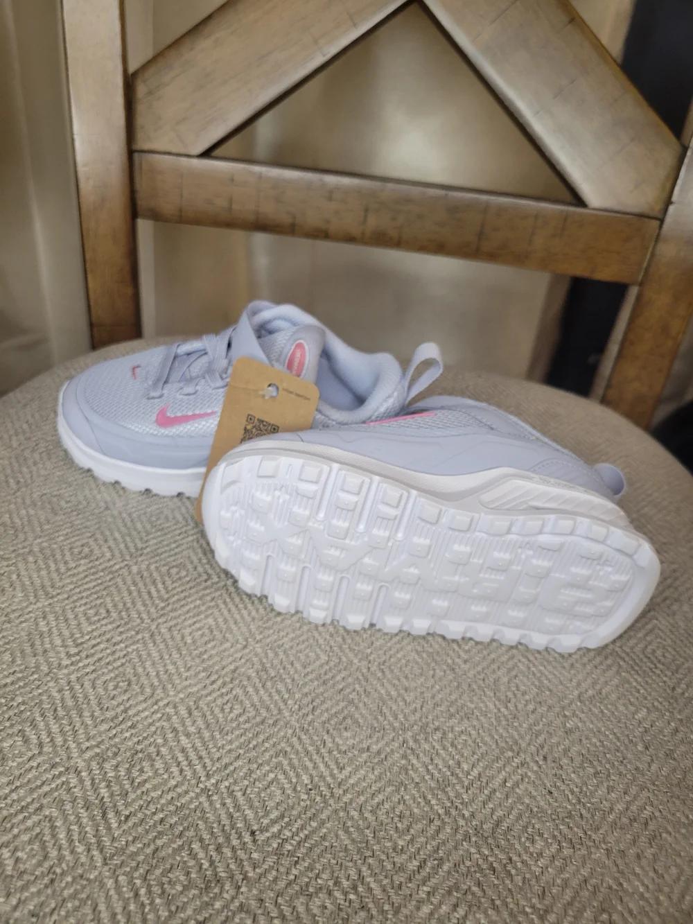 Nike Kids' Air Max Lightweight Athletic Shoes - Light Gray/Pink